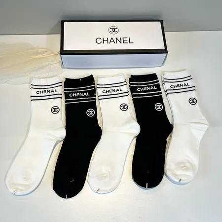 スーパーコピー シャネル 靴下