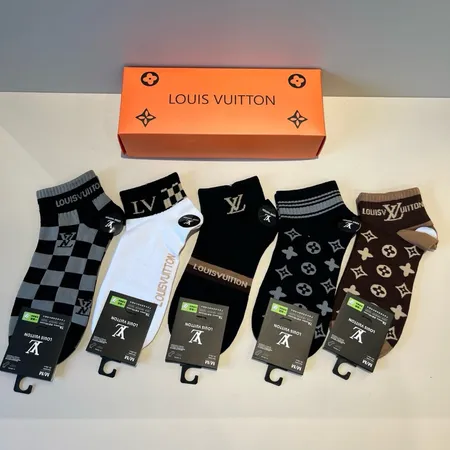 スーパーコピー ルイヴィトン 靴下