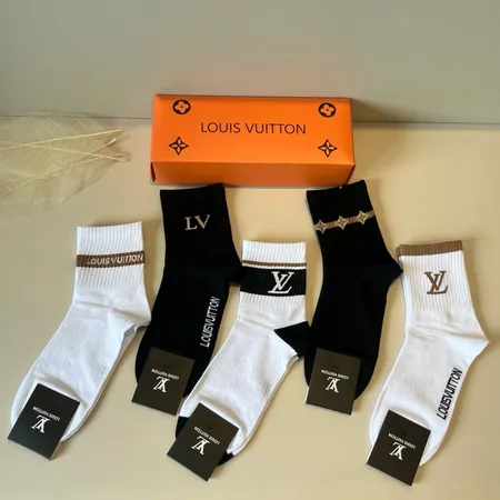 スーパーコピー ルイヴィトン 靴下