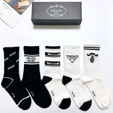 スーパーコピー バレンシアガ 靴下