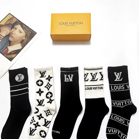 スーパーコピー ルイヴィトン 靴下