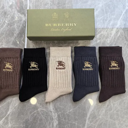 スーパーコピー プラダ 靴下