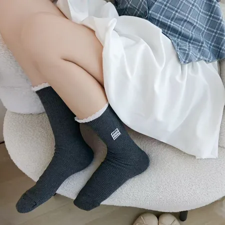 スーパーコピー ミュウミュウ 靴下