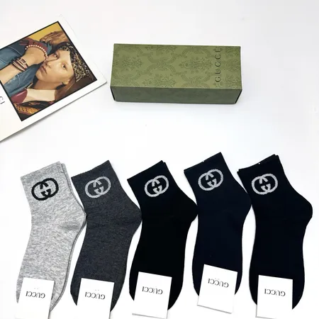 スーパーコピー グッチ 靴下