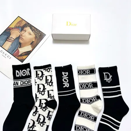 スーパーコピー ディオール 靴下