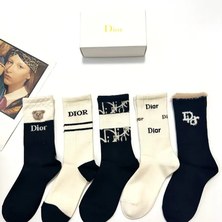 スーパーコピー ディオール 靴下