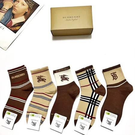 スーパーコピー プラダ 靴下