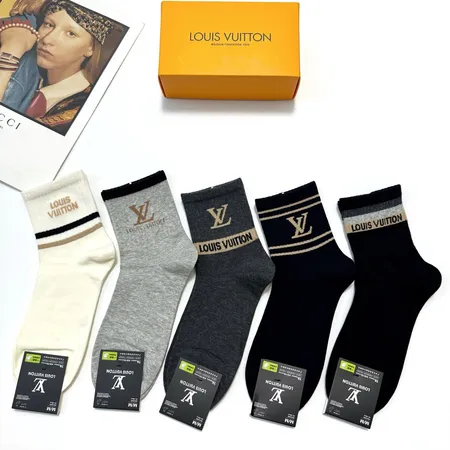 スーパーコピー ルイヴィトン 靴下