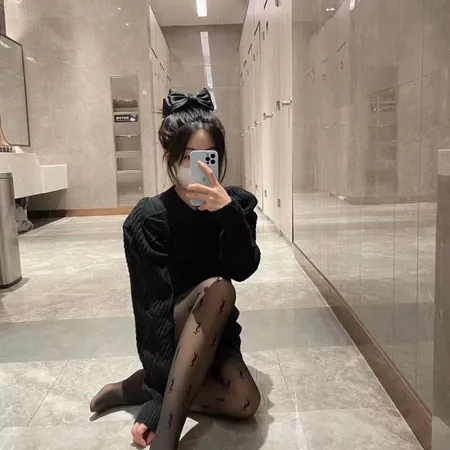  スーパーコピー イブサンローラン 靴下