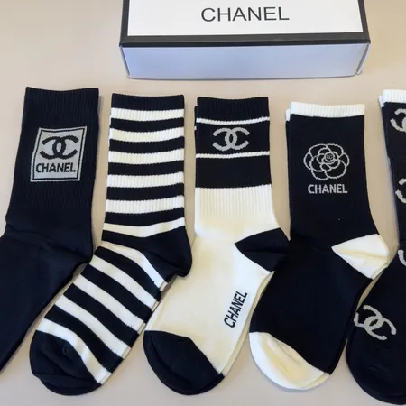 スーパーコピー シャネル 靴下
