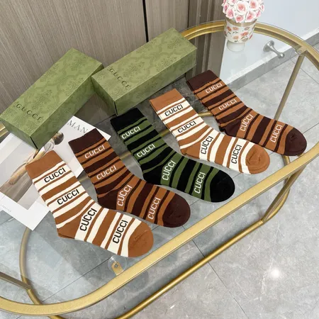 スーパーコピー グッチ 靴下