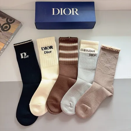 スーパーコピー ディオール 靴下