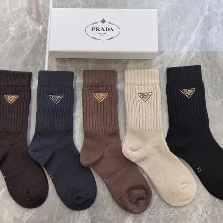 スーパーコピー バレンシアガ 靴下