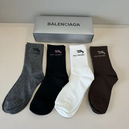  スーパーコピー セリーヌ 靴下