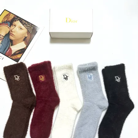 スーパーコピー ディオール 靴下