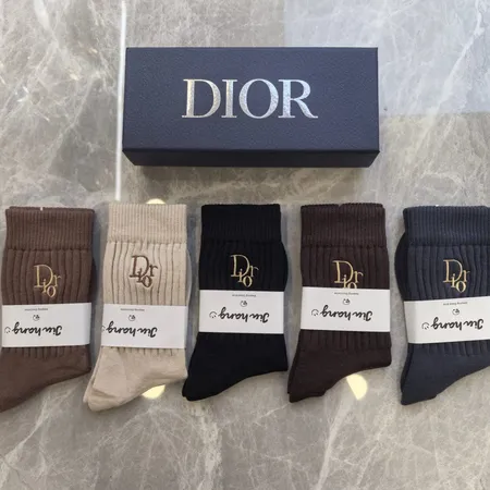 スーパーコピー ディオール 靴下