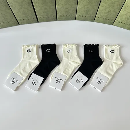  スーパーコピー グッチ 靴下