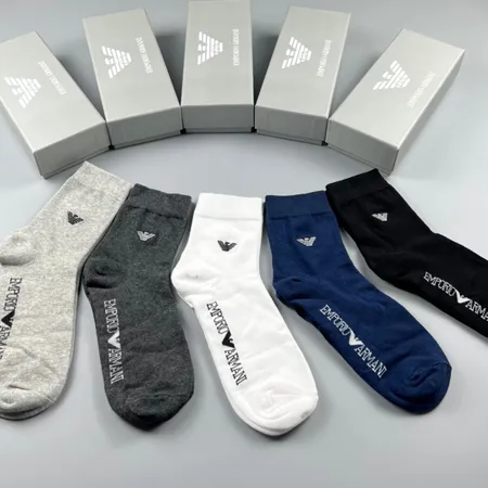  スーパーコピー アルマーニ 靴下