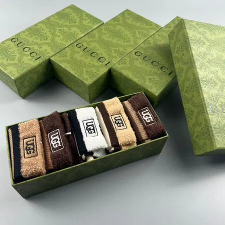 スーパーコピー グッチ 靴下