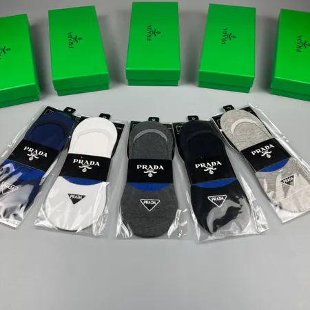 スーパーコピー バレンシアガ 靴下