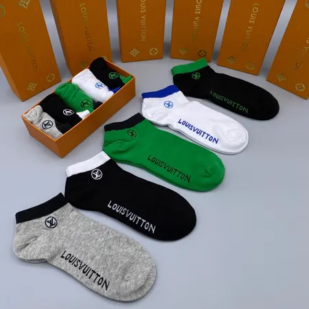 スーパーコピー ルイヴィトン 靴下