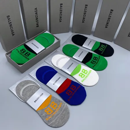  スーパーコピー セリーヌ 靴下