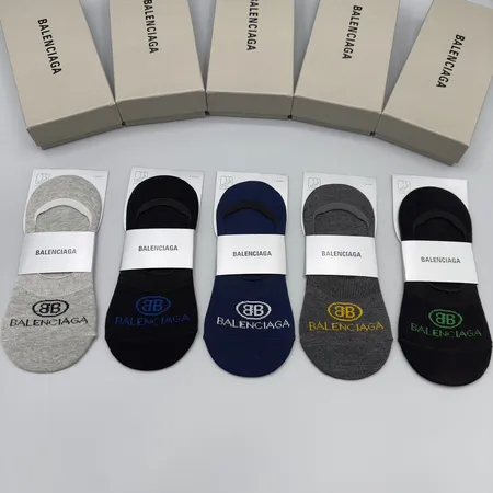 スーパーコピー バレンシアガ 靴下