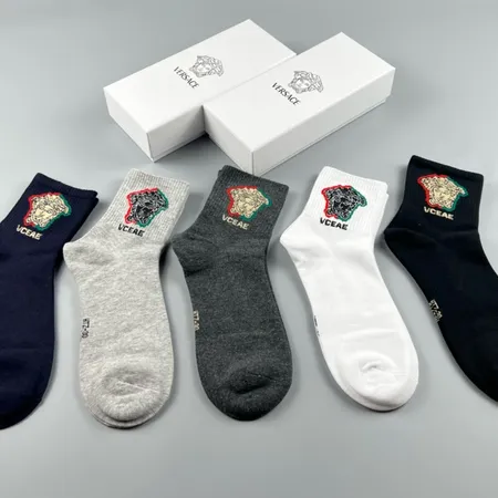 スーパーコピー ヴェルサーチ 靴下