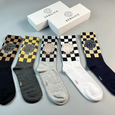 スーパーコピー ヴェルサーチ 靴下