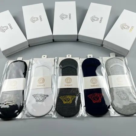 スーパーコピー ヴェルサーチ 靴下