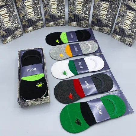  スーパーコピー グッチ 靴下