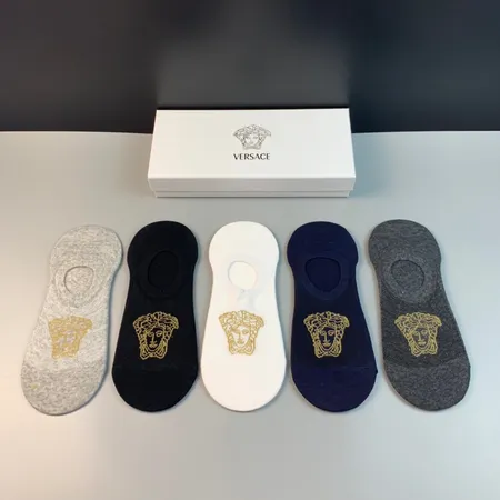 スーパーコピー ヴェルサーチ 靴下