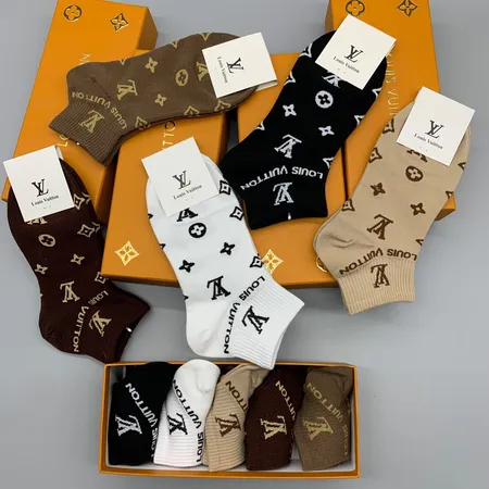 スーパーコピー ルイヴィトン 靴下