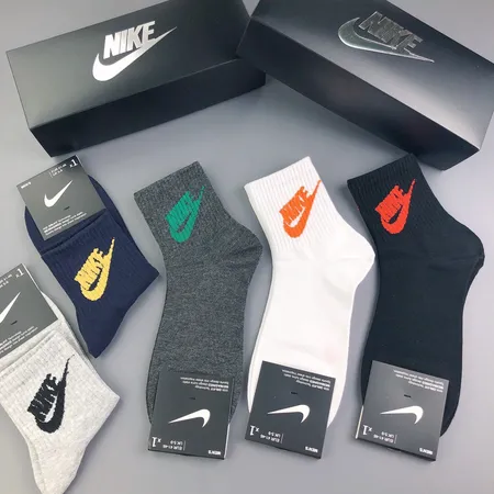 スーパーコピー ナイキ 靴下