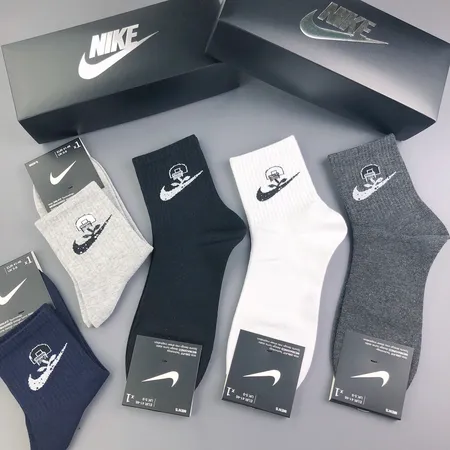 スーパーコピー ナイキ 靴下