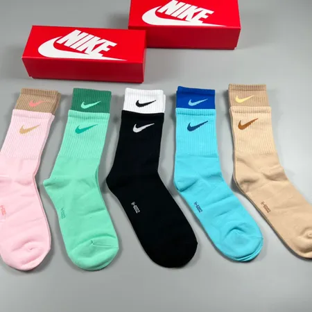 スーパーコピー ナイキ 靴下