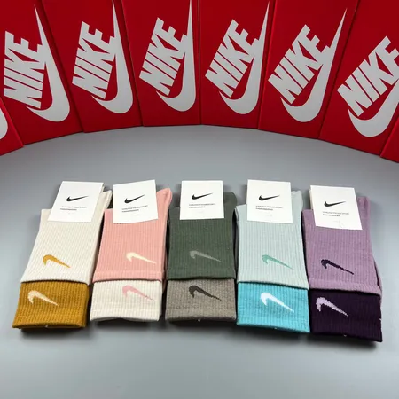 スーパーコピー ナイキ 靴下