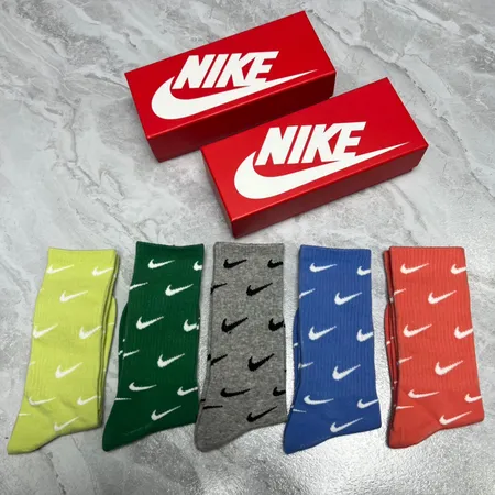 スーパーコピー ナイキ 靴下