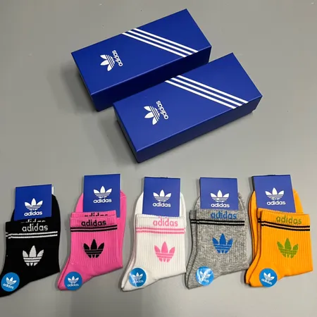  スーパーコピー アディダス 靴下