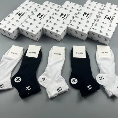 スーパーコピー シャネル 靴下