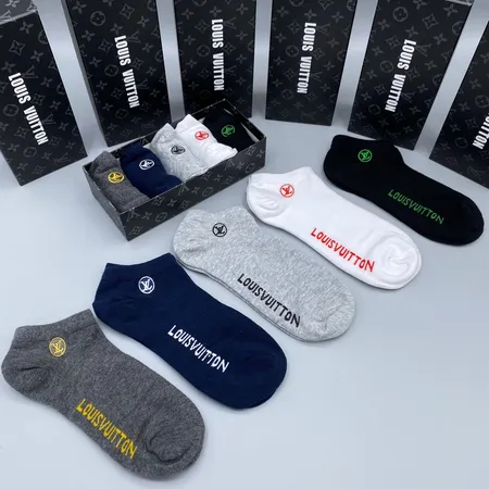スーパーコピー ルイヴィトン 靴下