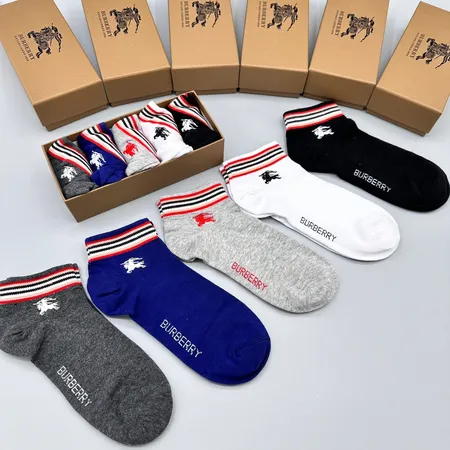 スーパーコピー バーバリー ス 靴下