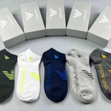 スーパーコピー アルマーニ 靴下