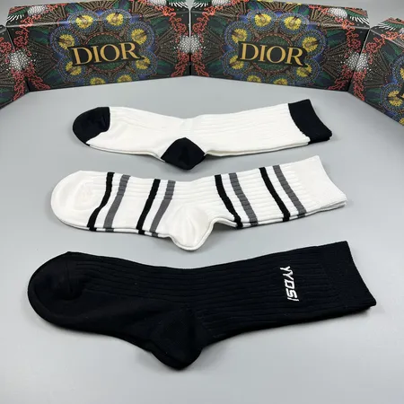  スーパーコピー ディオール 靴下