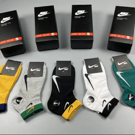 スーパーコピー ナイキ 靴下