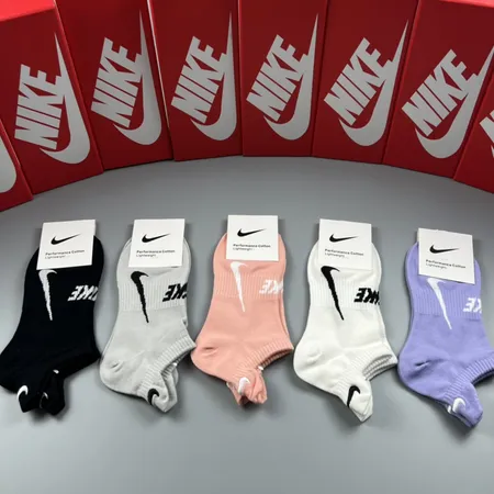 スーパーコピー ナイキ 靴下