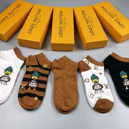 スーパーコピー ルイヴィトン 靴下