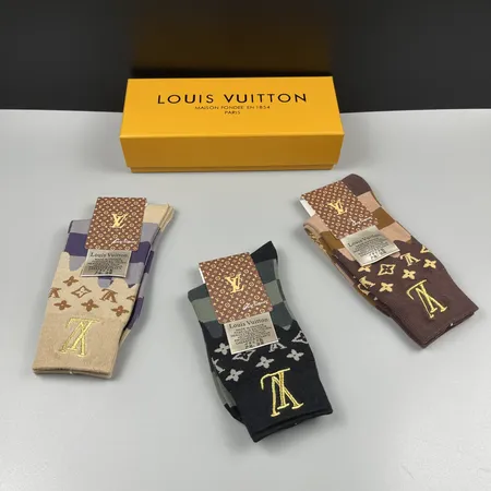 スーパーコピー ルイヴィトン 靴下