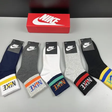 スーパーコピー ナイキ 靴下