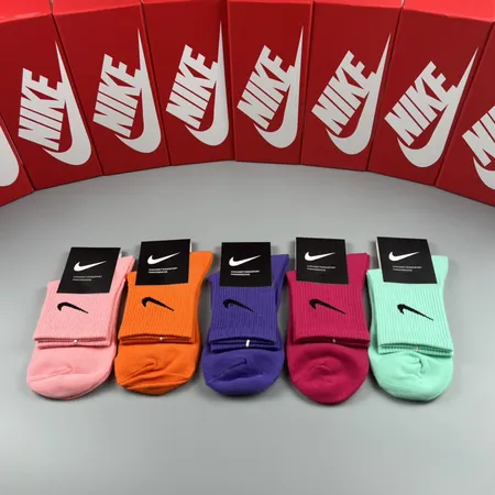 スーパーコピー ナイキ 靴下